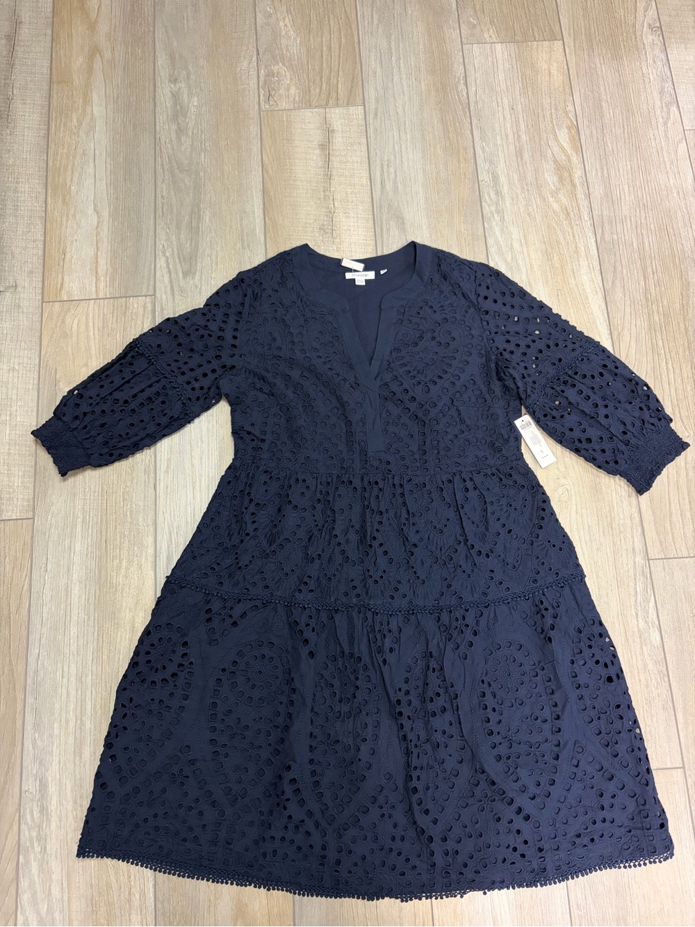 CHICOS NWT Eyelet Tiered Smocked Dress Navy Size 8 Chicos 1
